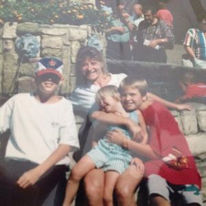 Meet your Posher, Rebecca